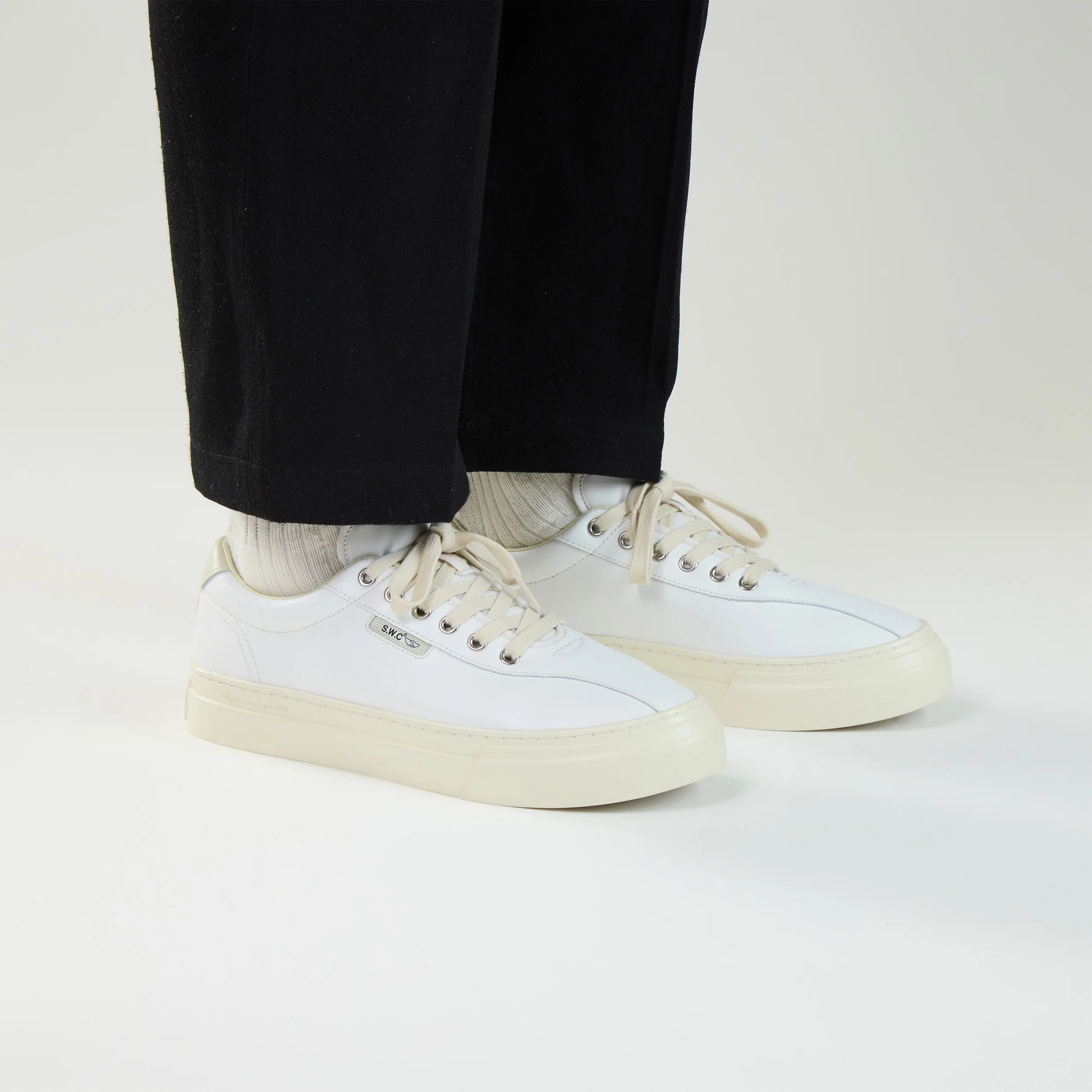 DELLOW 02 CUP LEATHER WHITE - Image 5